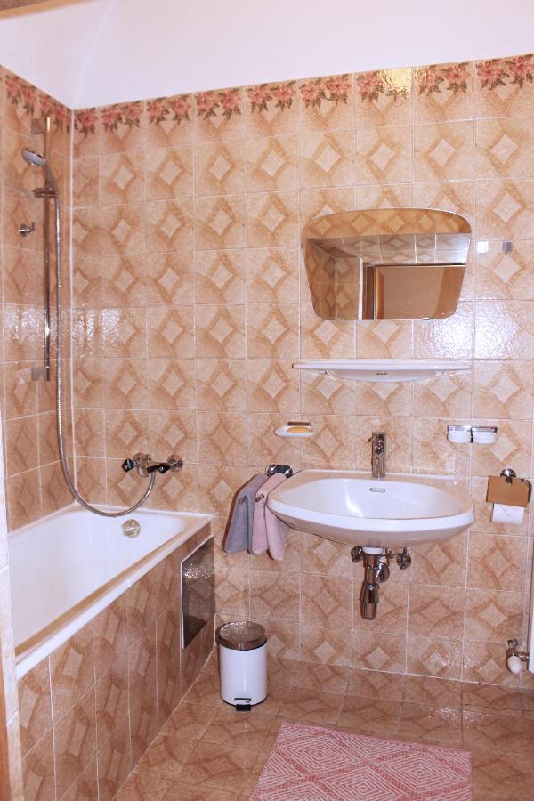 Apartment Gipfelsturm Tirol Риед им Оберинтал Екстериор снимка